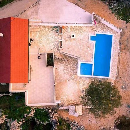 Dvori Stipanovi With Heated Pool And Jacuzzi Villa Donje Rascane Bagian luar foto